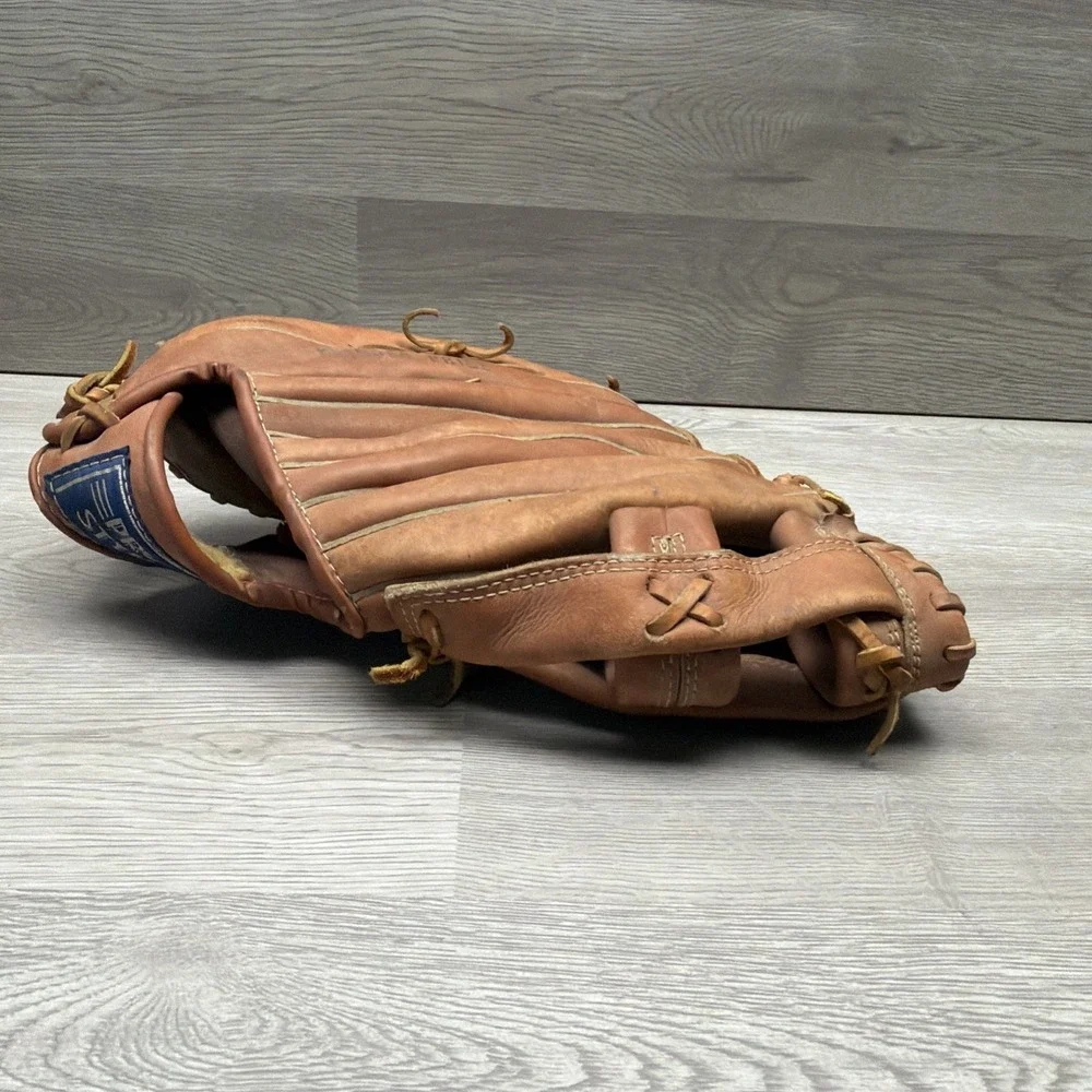 Vintage Baseball Glove Pro Style‎ Professional Model 22076 Fielder Pride Taiwan